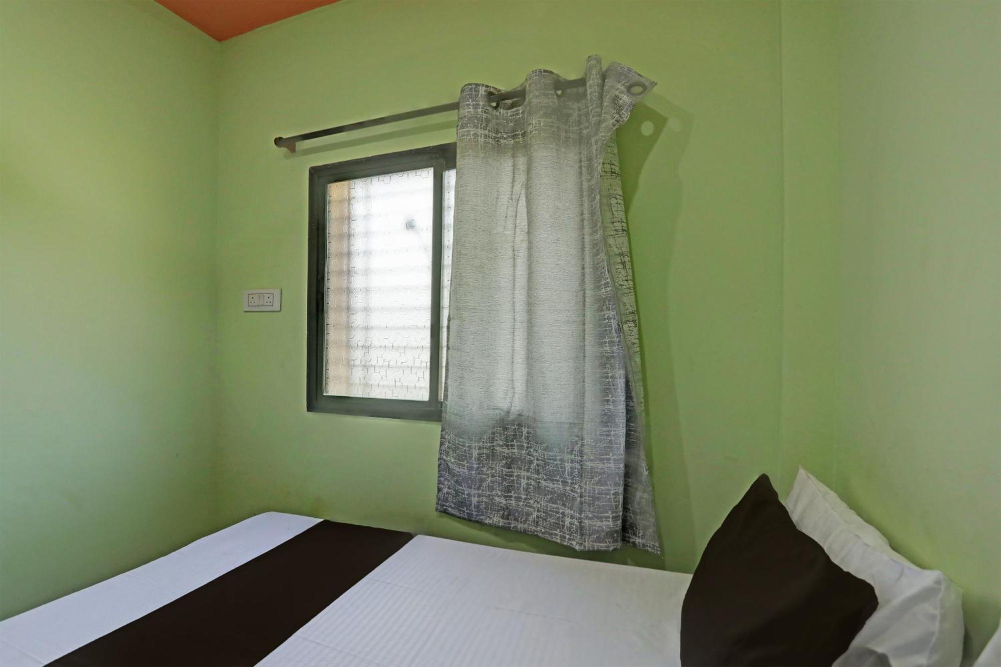 Spot On Hotel Leo Star Chandrapur Buitenkant foto